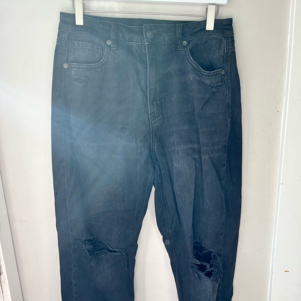 AE mom straight jean- 8 SHORT